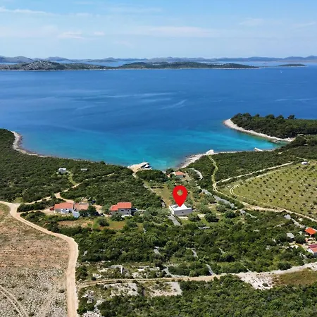 Feriehus Secluded House With A Parking Space Cove Zuborovica, Pasman - 24333 Neviđane
