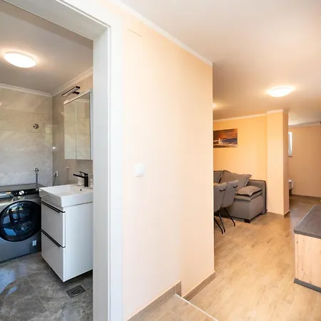 Feriehus Secluded House With A Parking Space Cove Zuborovica, Pasman - 24333 Neviđane