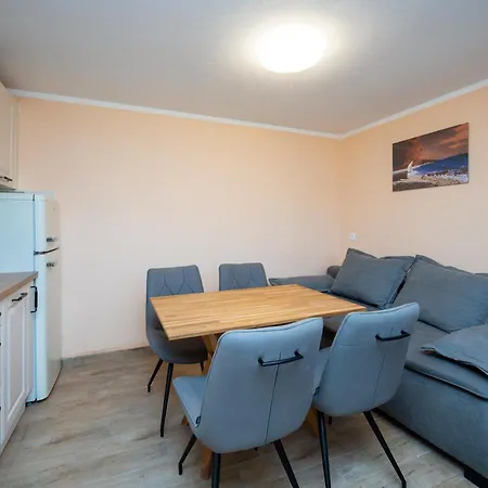 Secluded House With A Parking Space Cove Zuborovica, Pasman - 24333 Feriehus