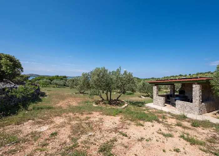 Secluded House With A Parking Space Cove Zuborovica, Pasman - 24333 Hébergement de vacances *